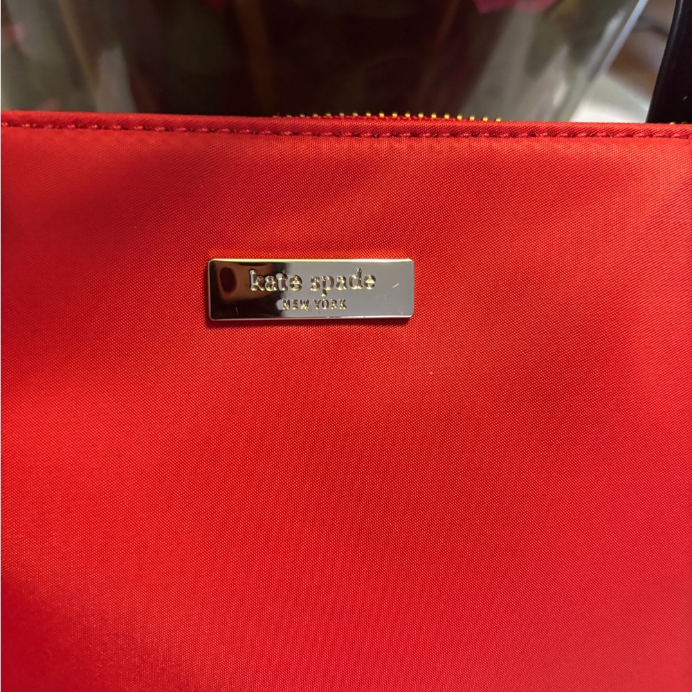 Kate Spade Tote - Picture 3 of 10